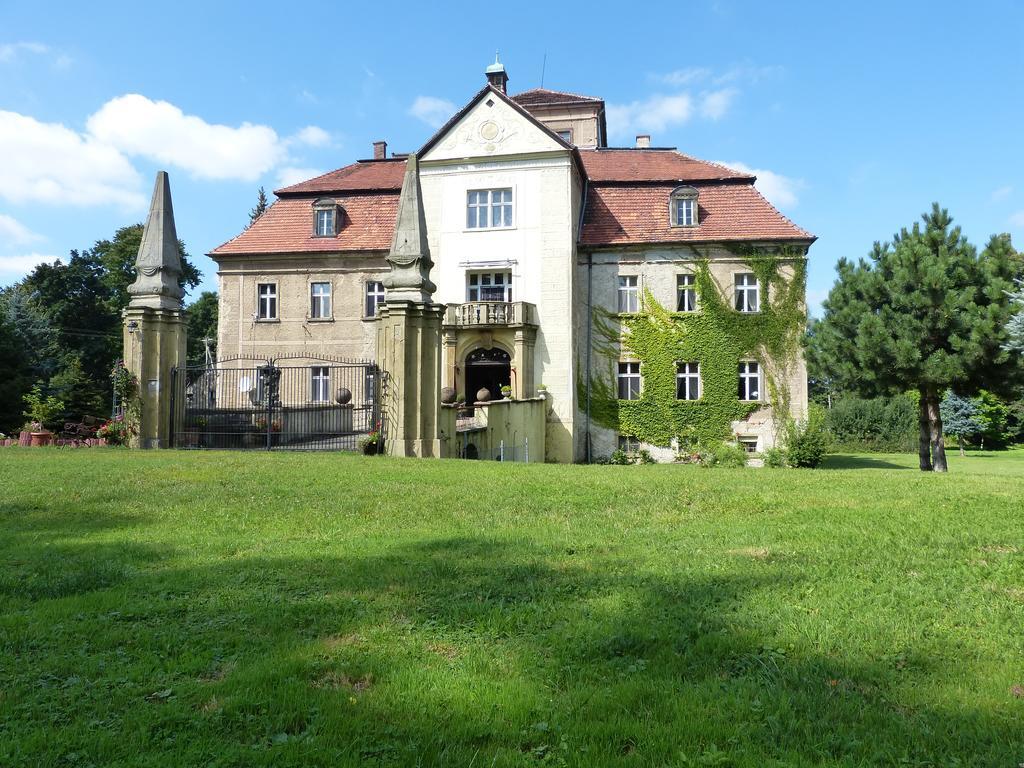 Palac Jastrowiec Exterior foto